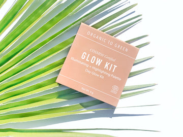 COSMOS Certified Day Glow Kit - Illuminating + Highlighting Palette
